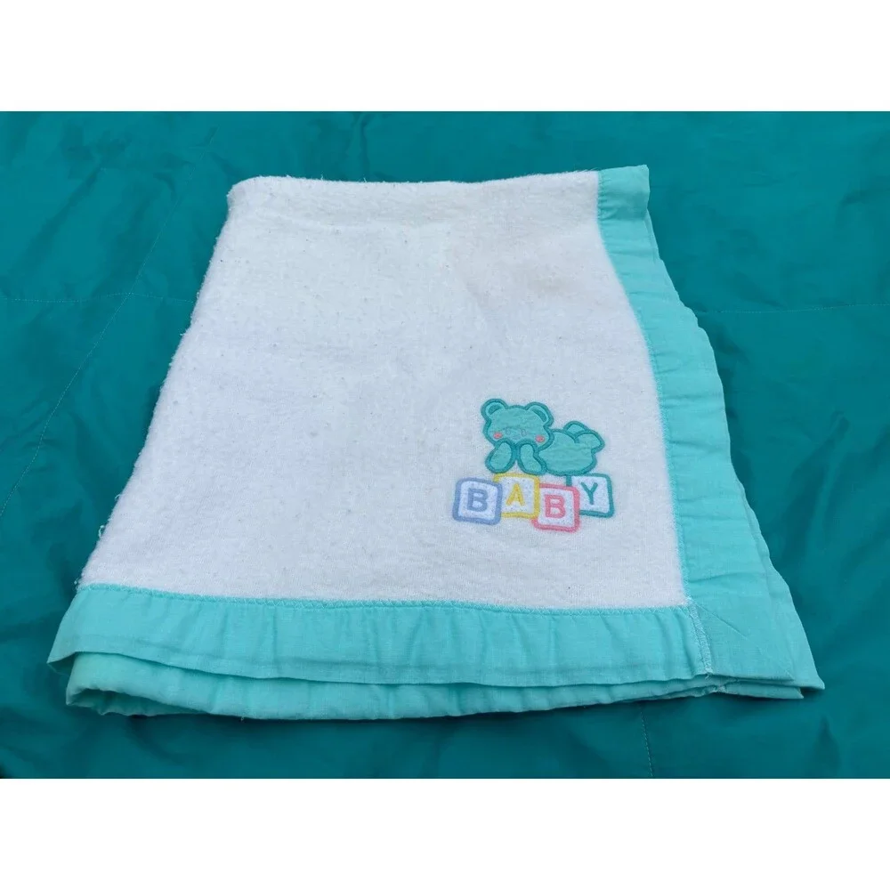 Vintage Cuddle Time Acrylic Baby Blanket Teddy Bear ABC White Green USA made
